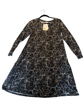 LuLaRoe Emily Black and White Long Sleeve Dress